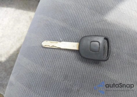 2005 Honda Civic Lx z USA, uszkodzony, nr VIN 2HGES16525H602461